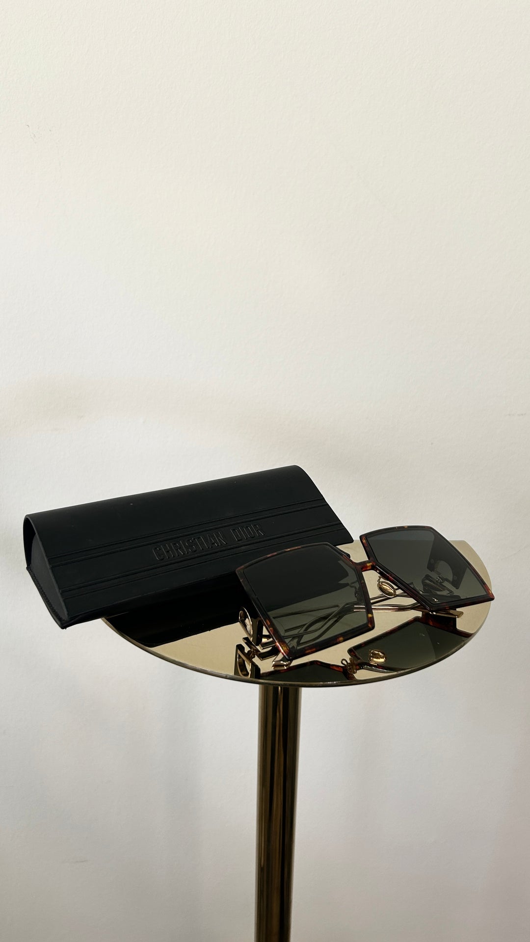 CHRISTIAN DIOR 10Montaigne Sunglasses Tortoise