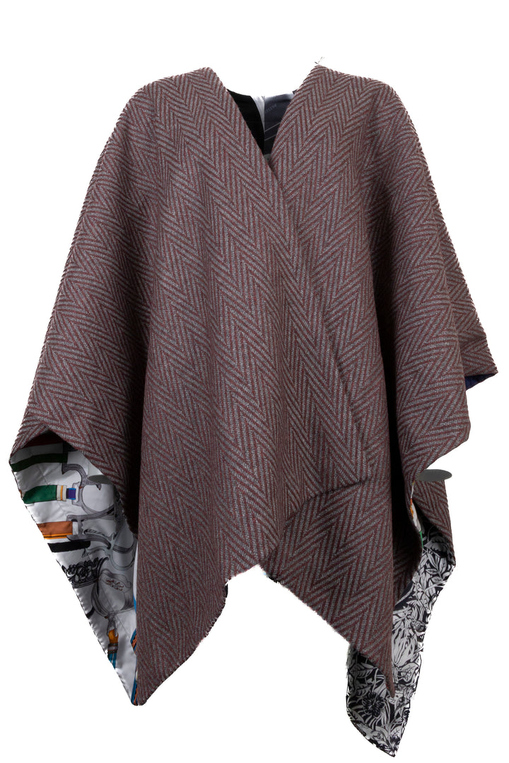 HERMÈS Reversible Cape Multicolor