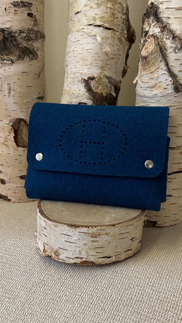 HERMÈS Pochette Felt Blue