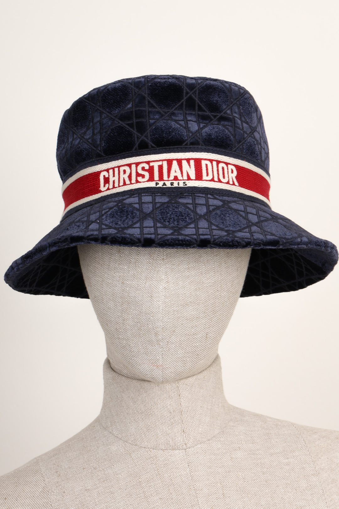 CHRISTIAN DIOR Teddy B Bucket Hat Cannage Velvet Blue
