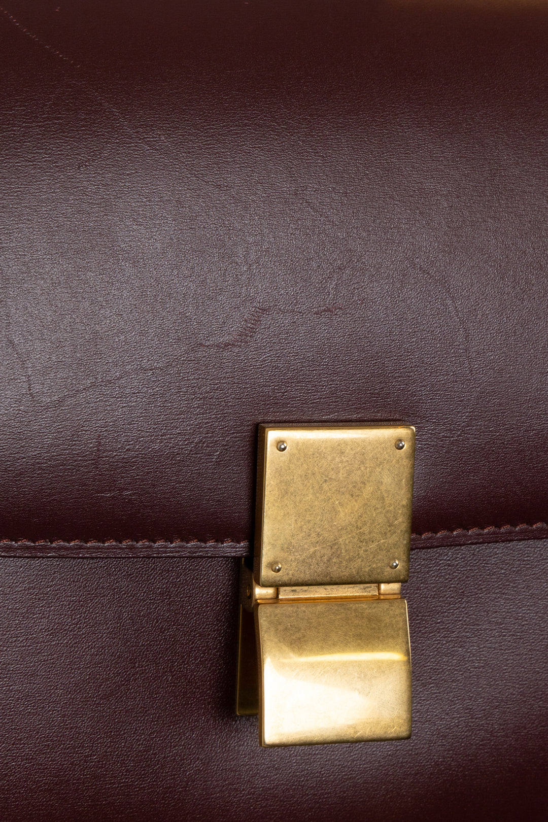 CÉLINE Classic MEDIUM Box Bag Burgundy
