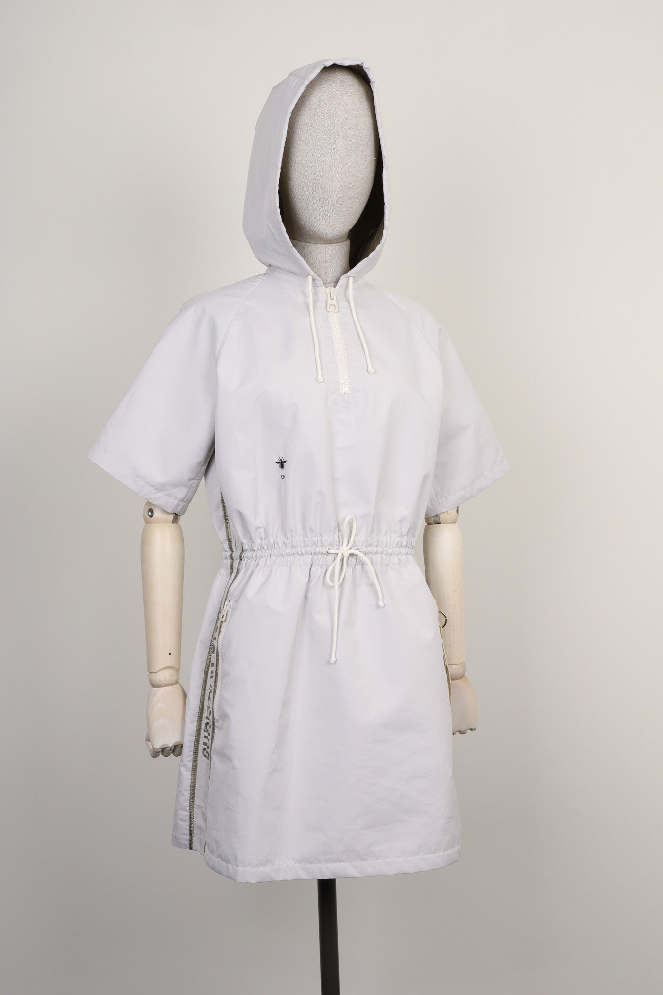 CHRISTIAN DIOR Hoody Dress Gold – REAWAKE