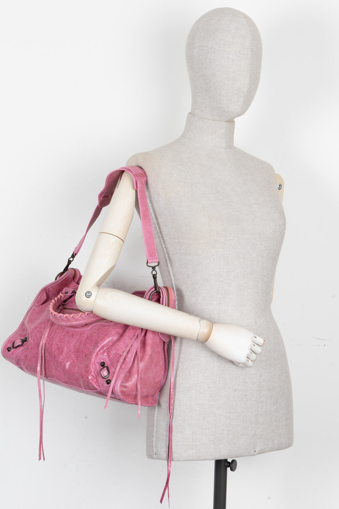 BALENCIAGA Classic City Bag Medium Leather Pink
