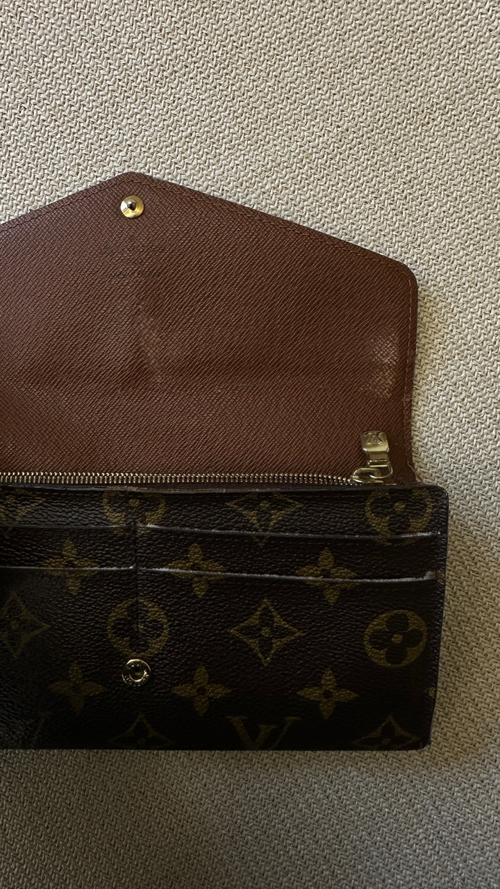 LOUIS VUITTON Sarah Wallet MNG Canvas