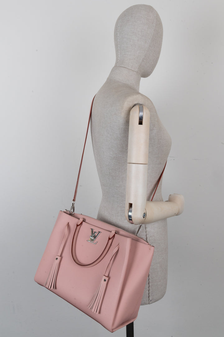 Sac LockMeTo LOUIS VUITTON en cuir rose