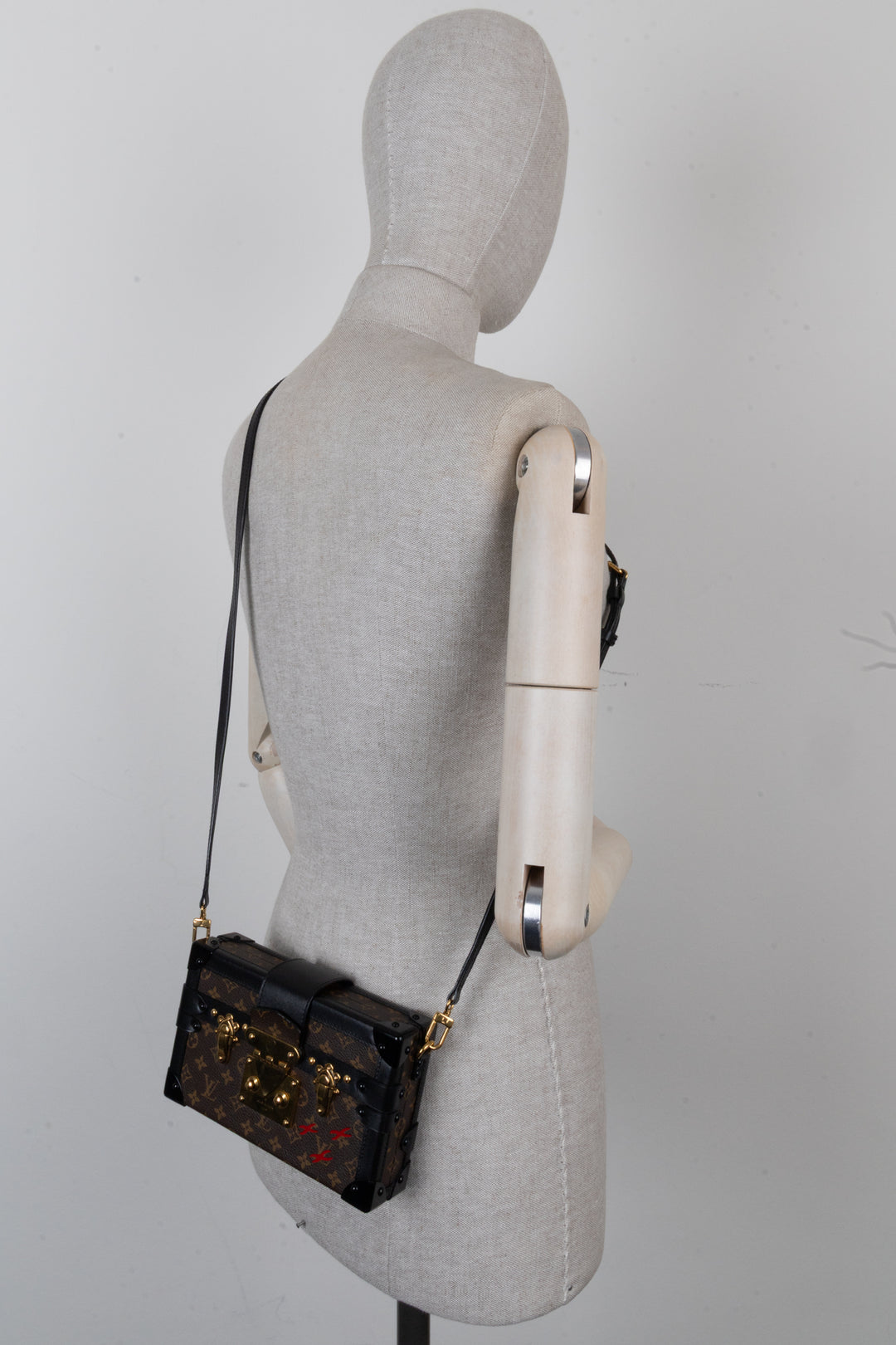 LOUIS VUITTON Petite Malle Malle MNG