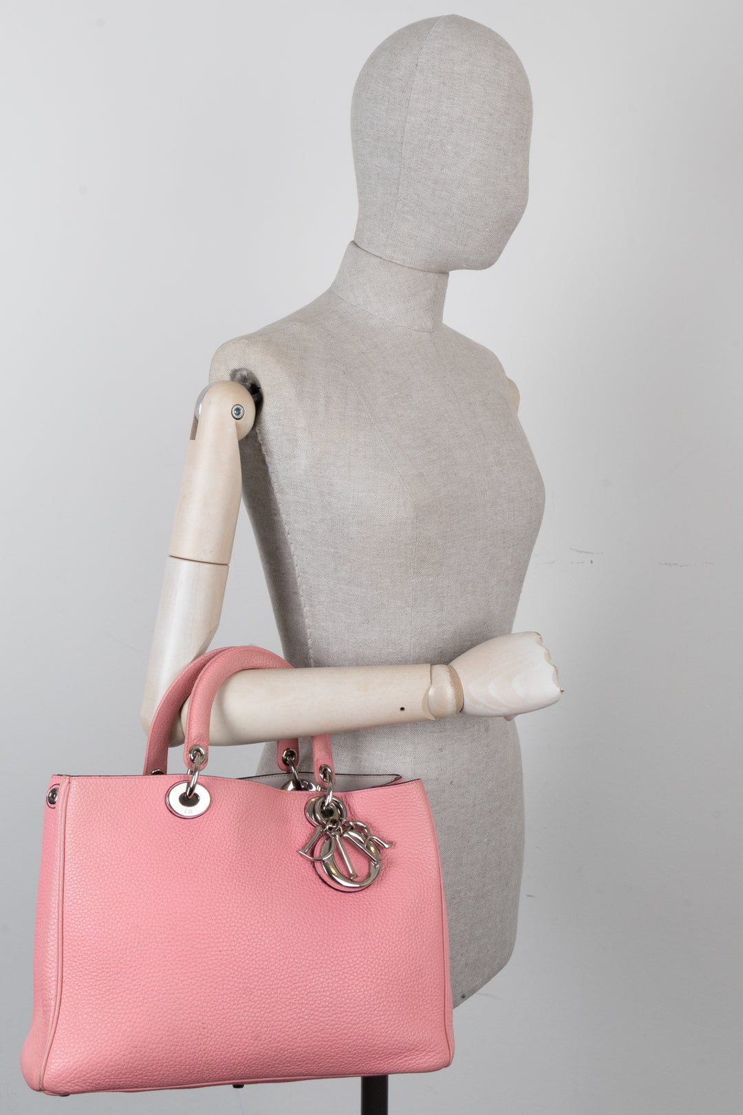 CHRISTIAN DIOR Cabas Diorissimo Cuir Rose