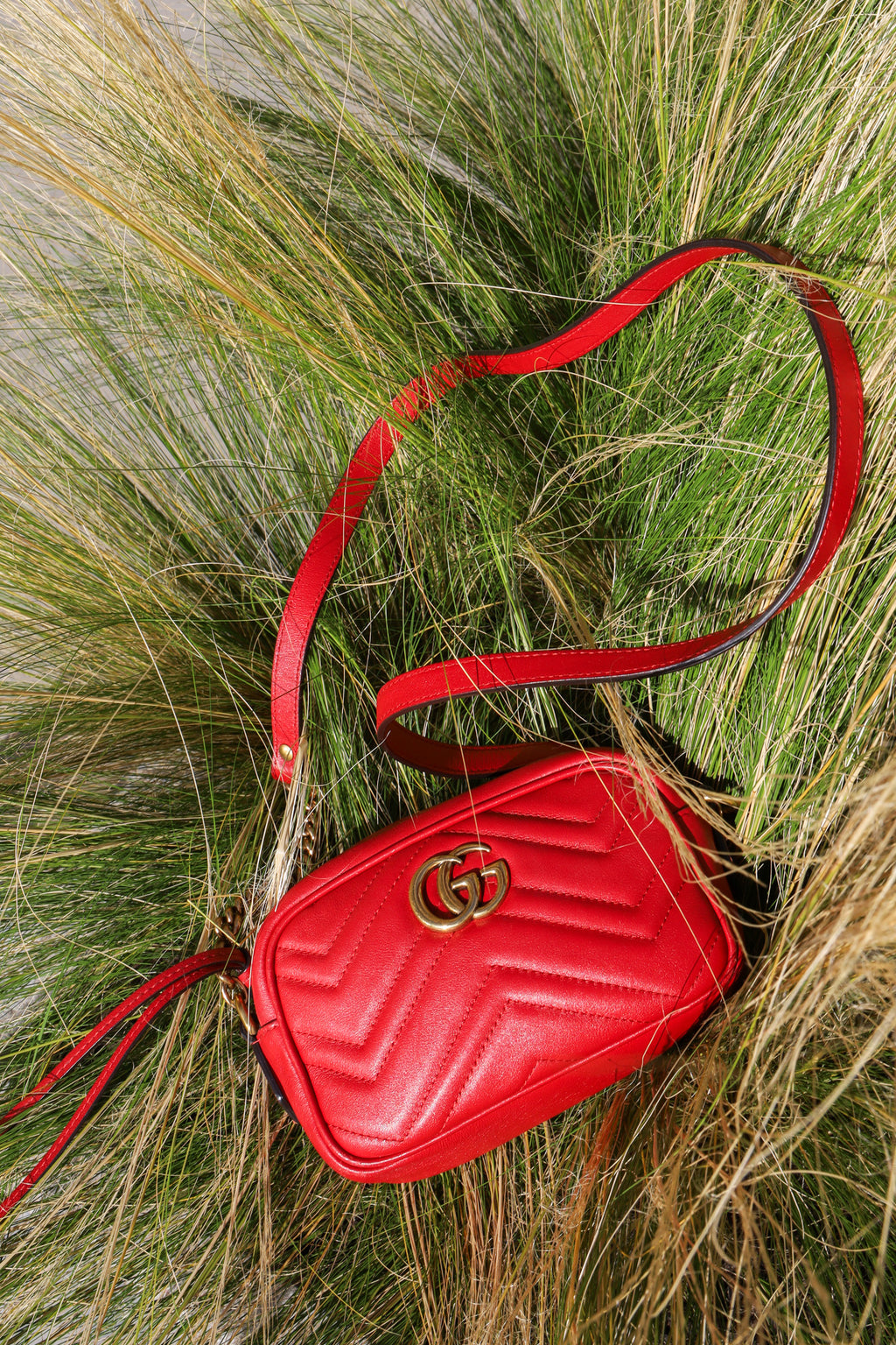 GUCCI Marmont Mini Camera Bag Red