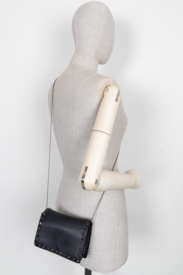 VALENTINO Rolling Rockstud Bag Leather Black