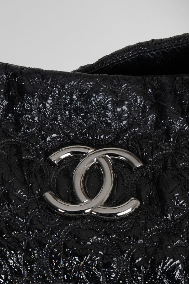 CHANEL Rock in Moscow Accordion Tote Patent Black