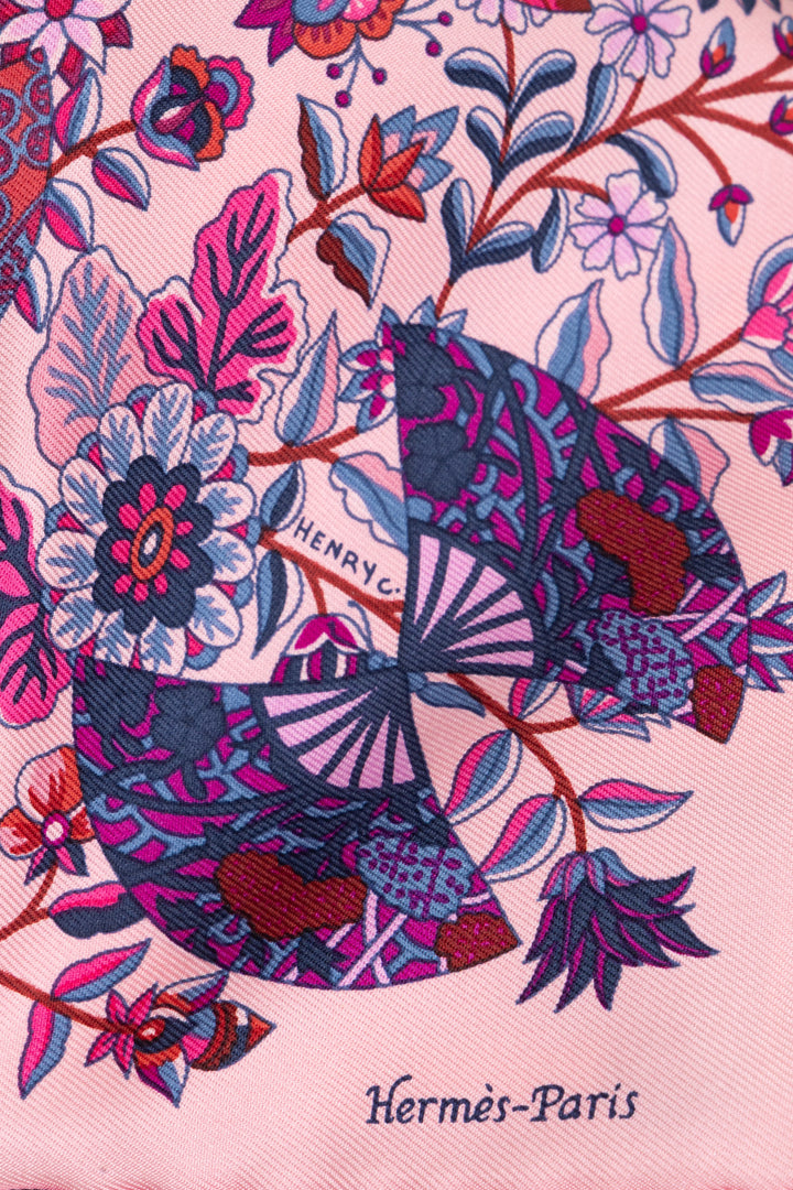 HERMÈS Fleurs et Papillons 45 Carré Silk Pink