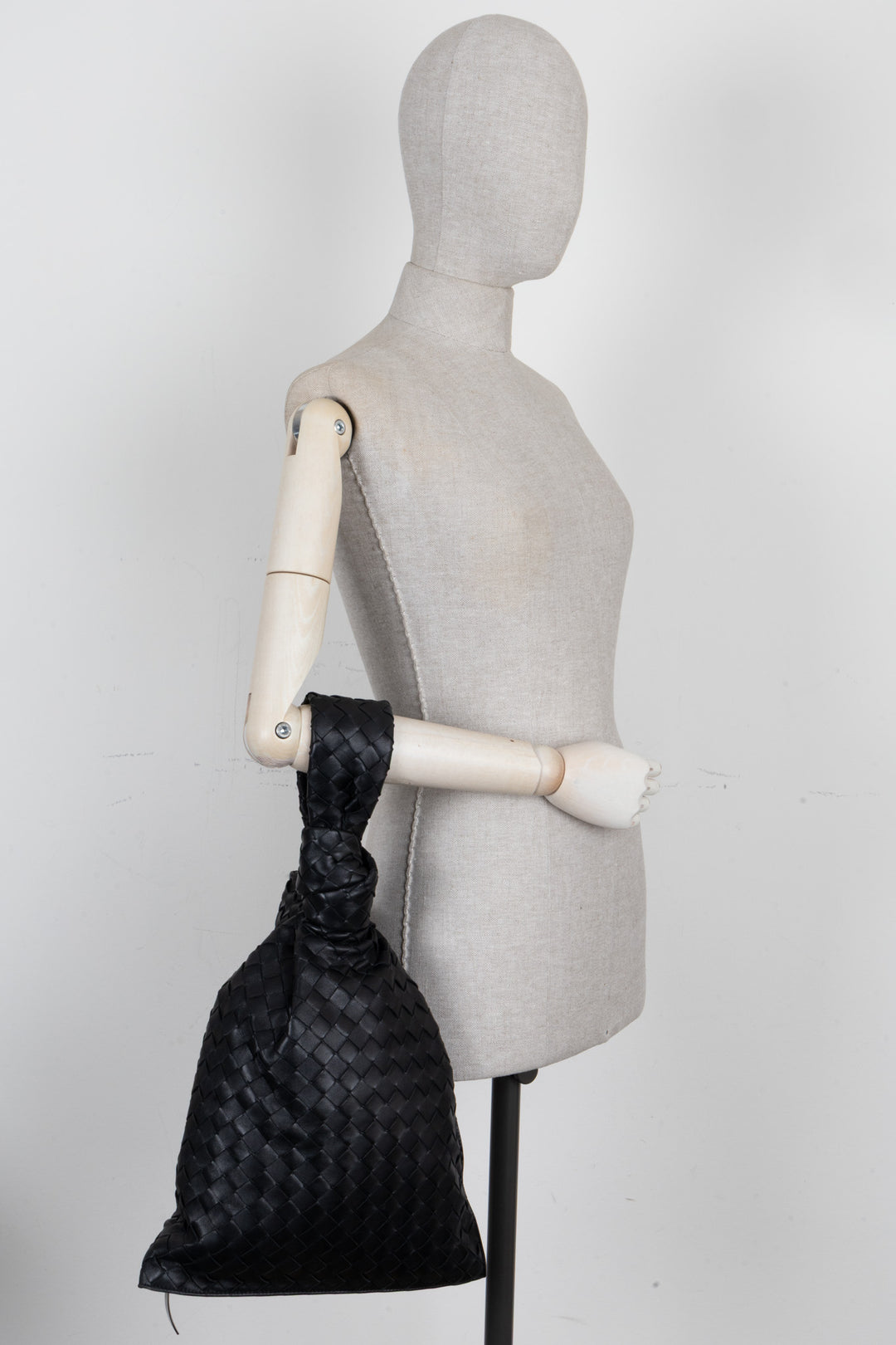 BOTTEGA VENETA Sac à main Twist moyen en Nappa noir
