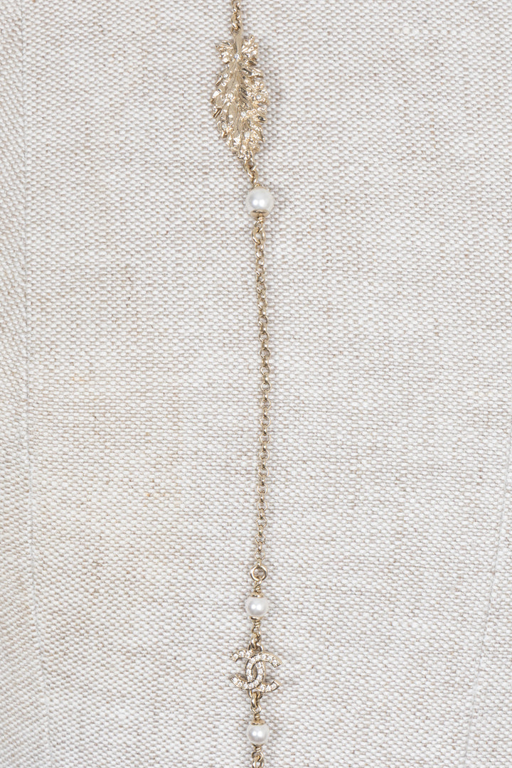CHANEL 2025 Feather CC Necklace Champagnergold
