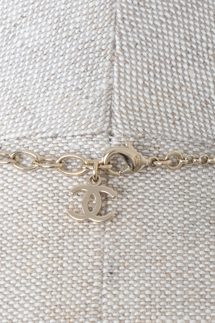 CHANEL 2025 Feather CC Necklace Champagnergold