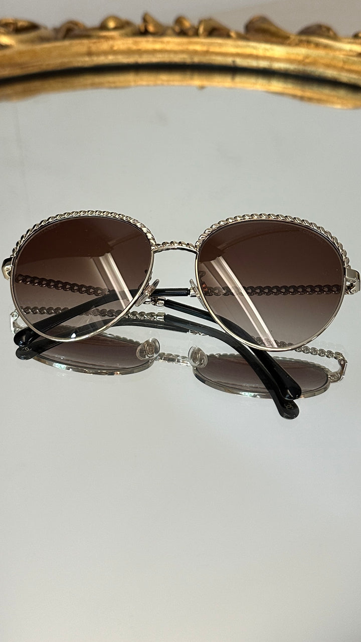CHANEL Pantos Sunglasses