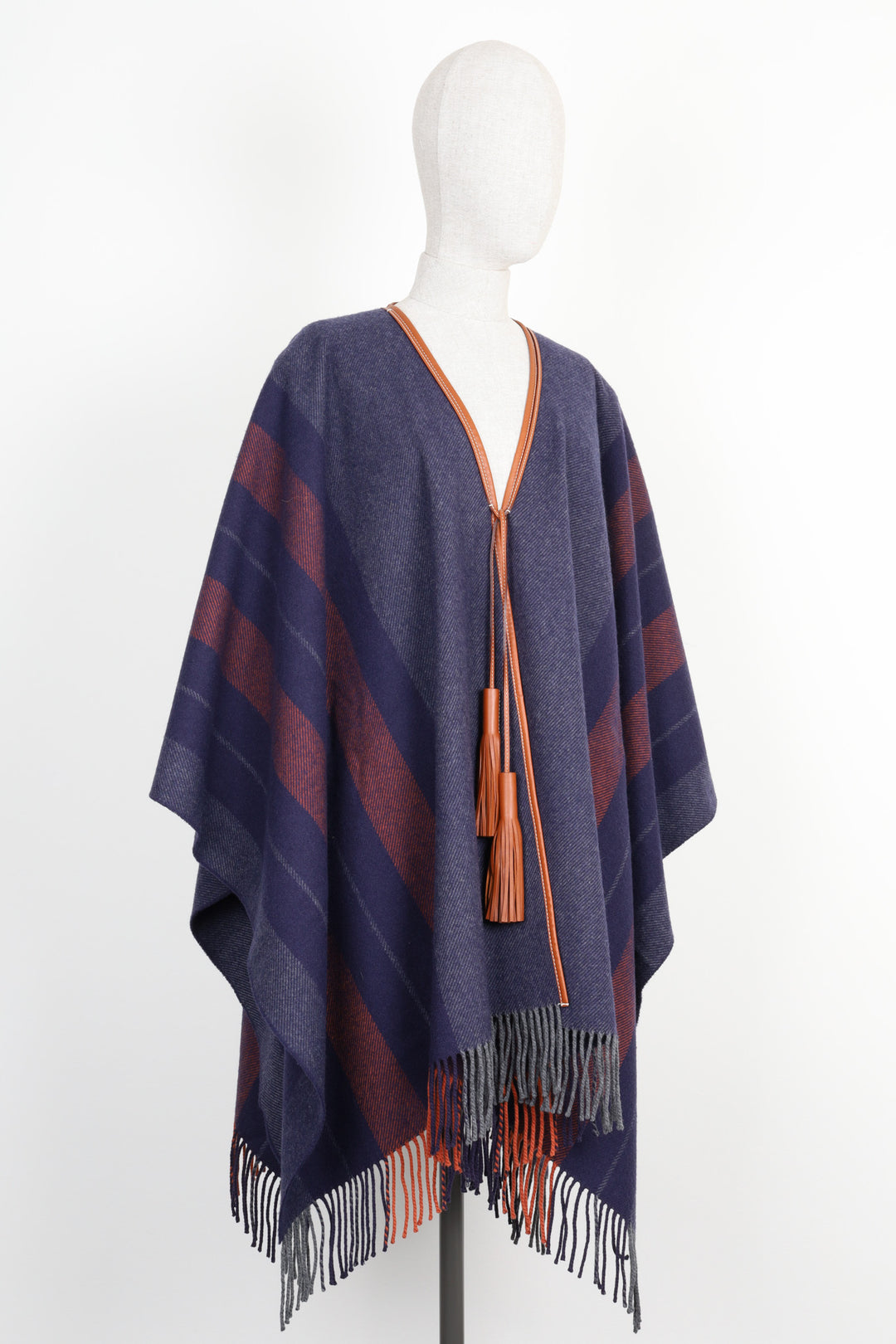 HERMÈS Poncho Rocabar Wool Blue