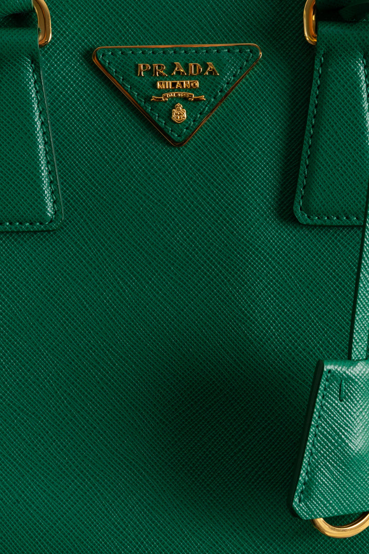 PRADA Mini sac en cuir Saffiano vert