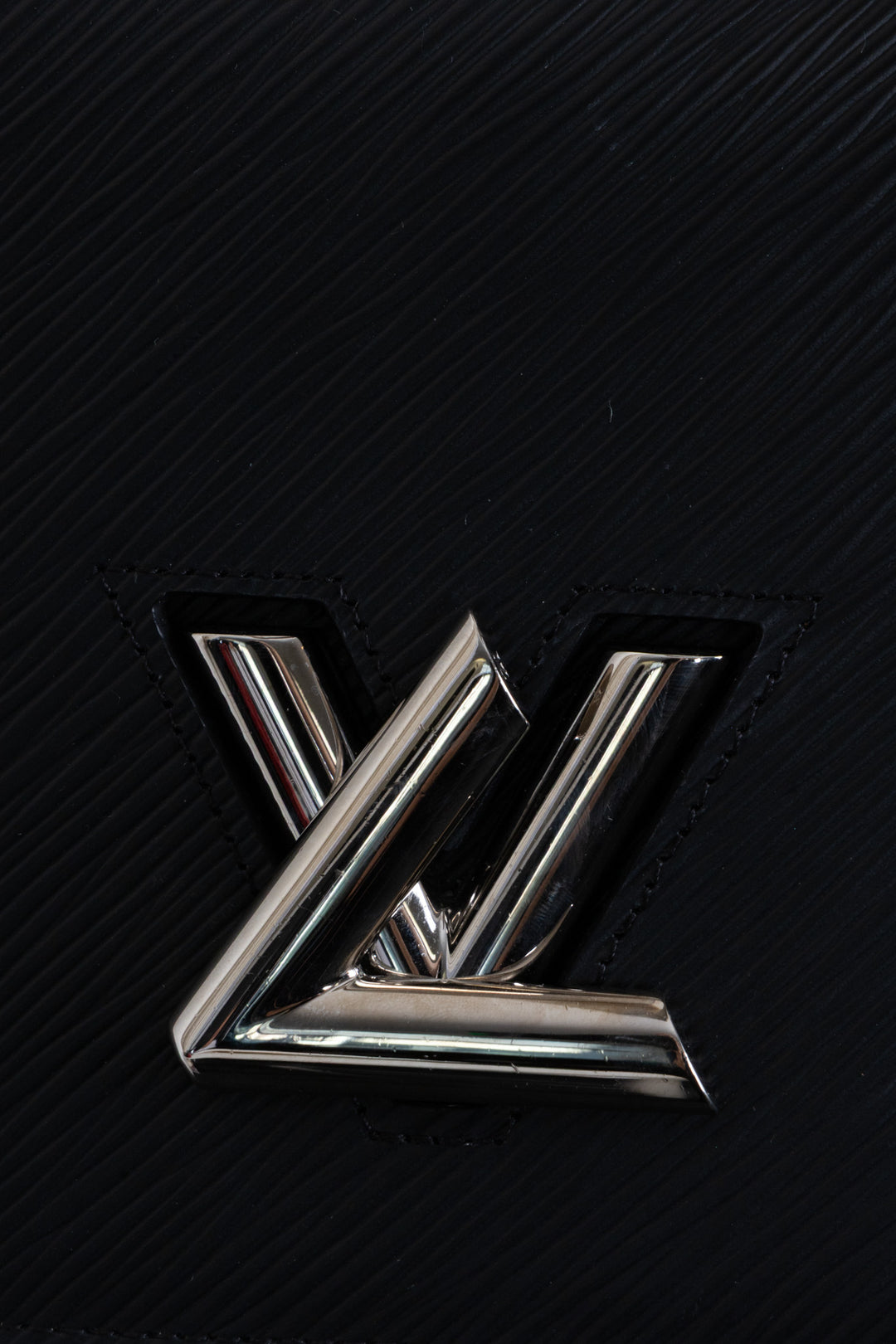 LOUIS VUITTON Twist Wallet on Chain Epi Black