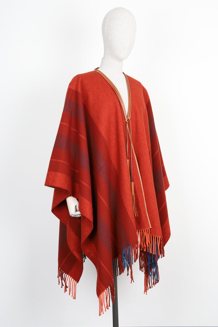 HERMÈS Sellier Rocabar Poncho Red