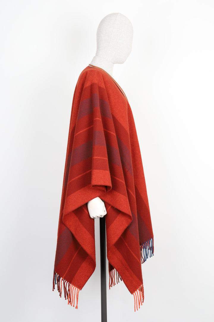 HERMÈS Sellier Rocabar Poncho Red