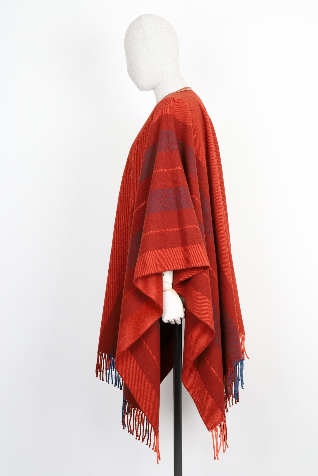 HERMÈS Sellier Rocabar Poncho Red