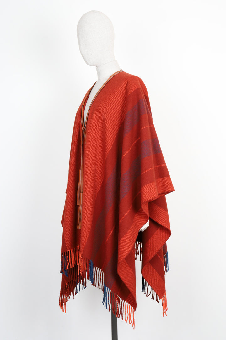 HERMÈS Sellier Rocabar Poncho Red