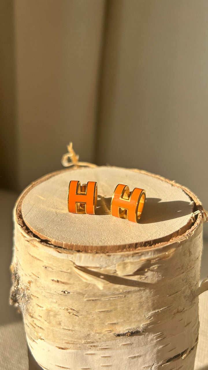 HERMÈS Mini Pop H Earrings Orange