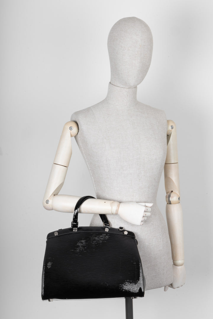 LOUIS VUITTON Brea Bag MM Epi Black