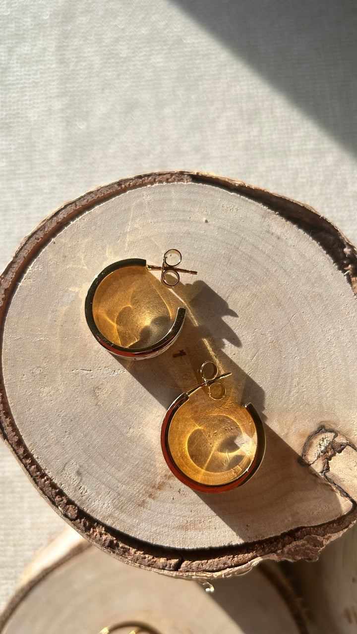 LOUIS VUITTON Boucles d'oreilles Nanogram blanches