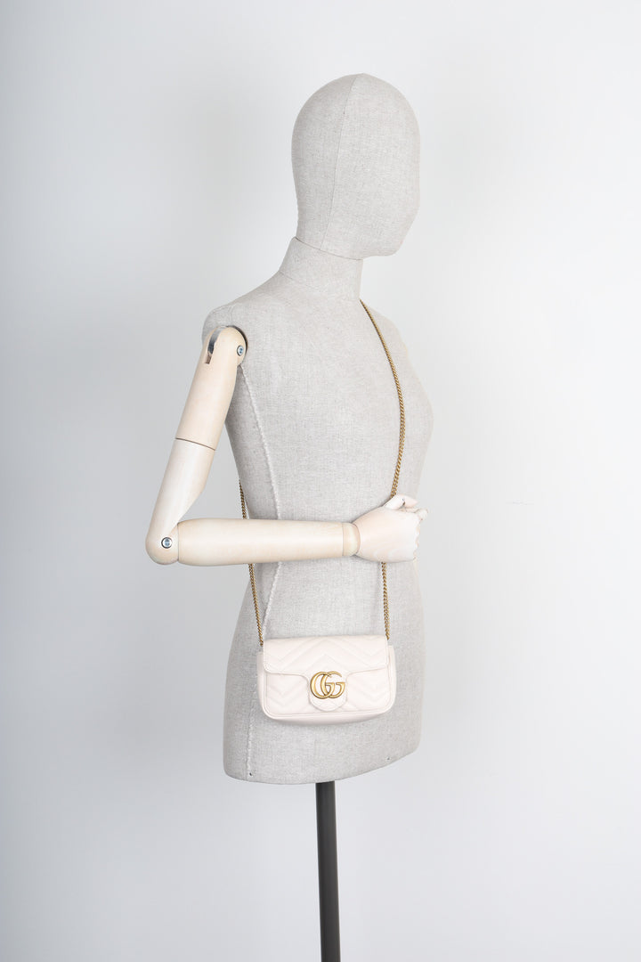 GUCCI Super Mini Sac Marmont Blanc