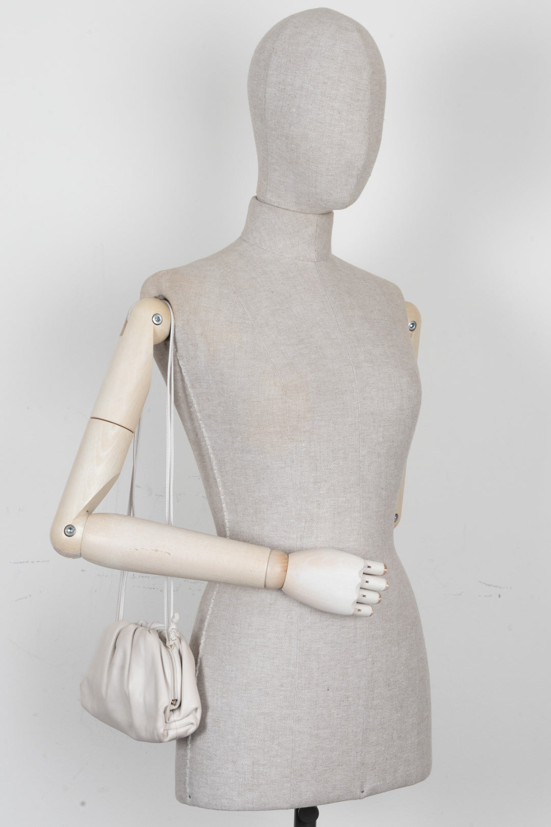 BOTTEGA VENETA The Mini Pouch Clutch White