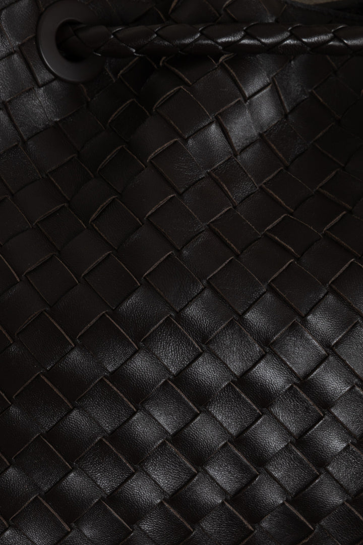 BOTTEGA VENETA Andiamo Medium Tote Bag Dark Fondant