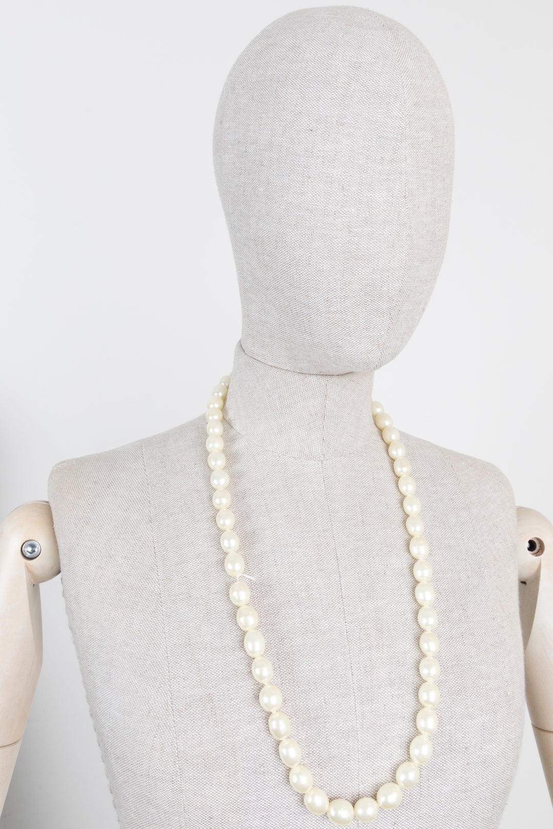 Collier de perles CHANEL