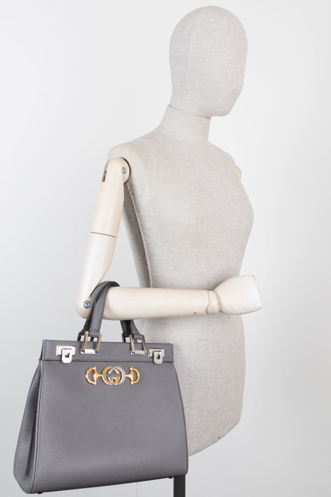 GUCCI Zumi Bag Small Grey