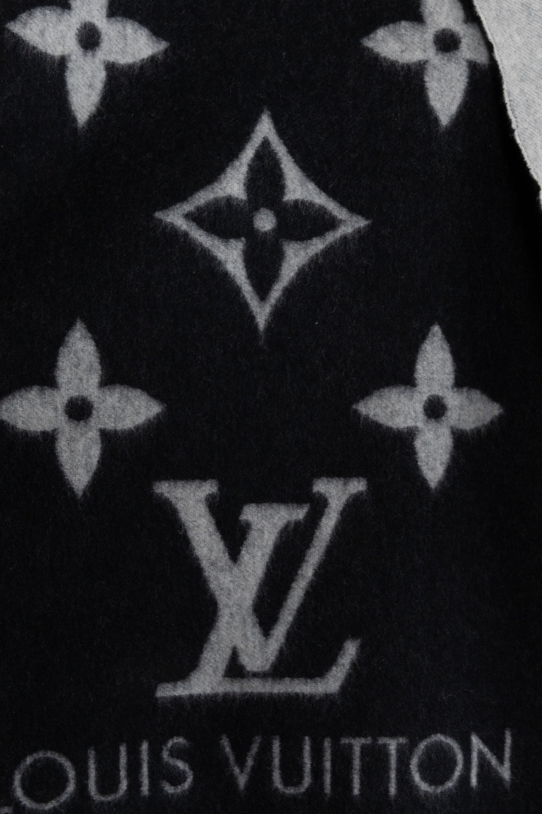 LOUIS VUITTON Écharpe Réversible Giant MNG Noir