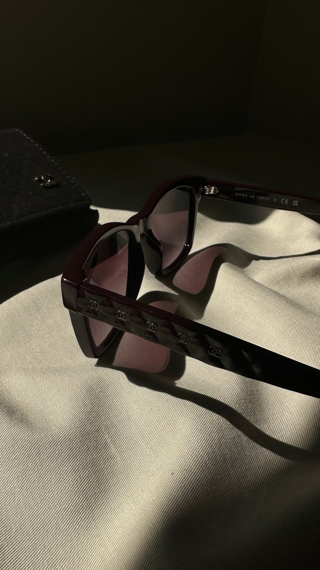CHANEL CC Sunglasses 5494 Red