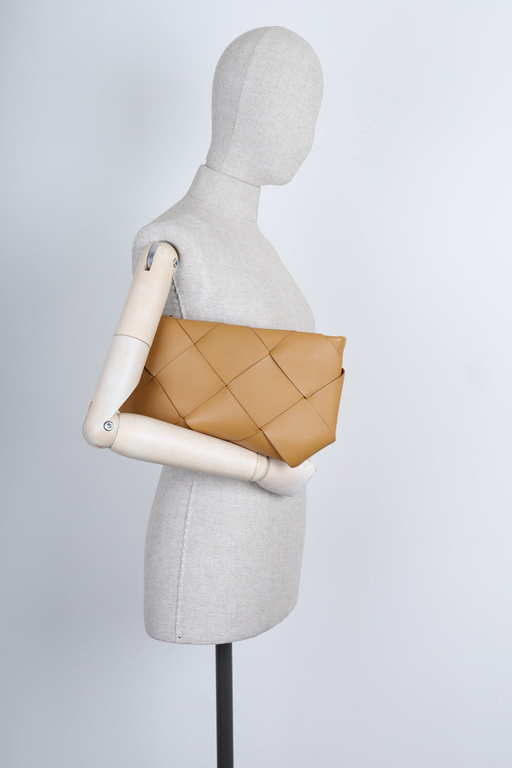 BOTTEGA VENETA Zip Clutch Bag