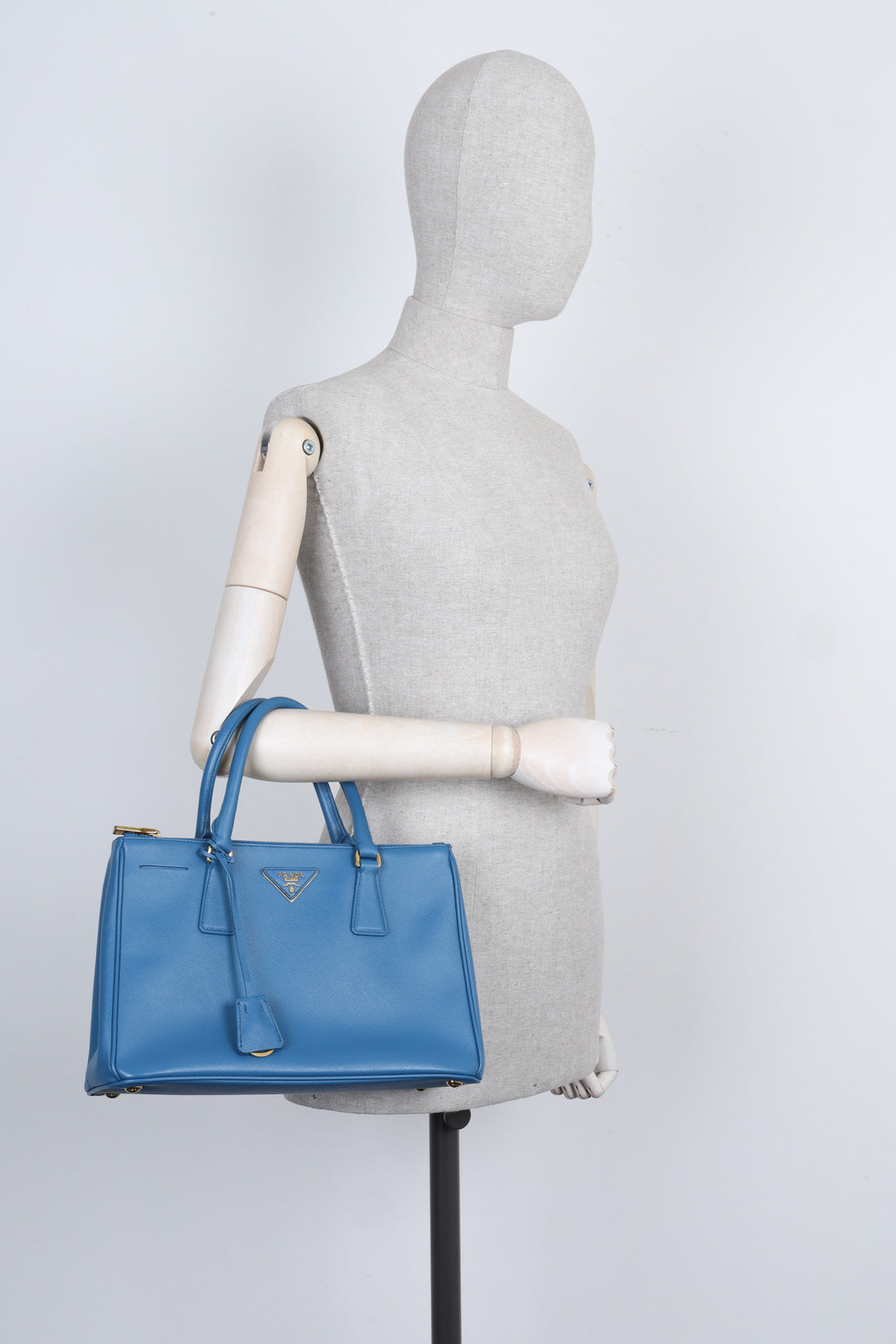 PRADA Large Galleria Bag Saffiano Blue