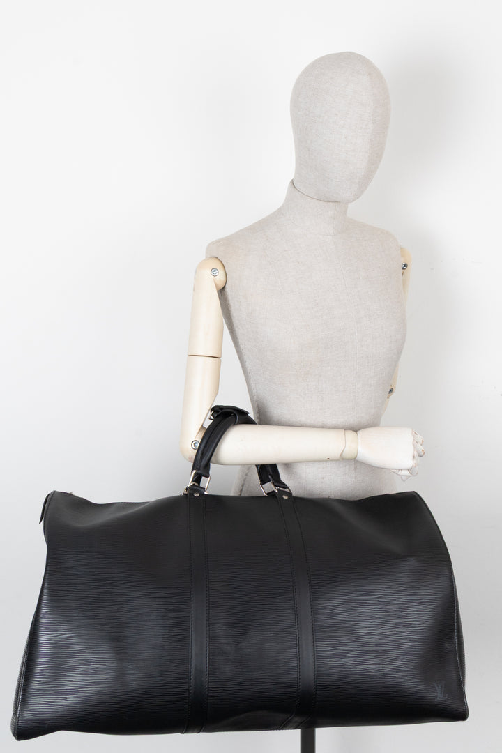 LOUIS VUITTON Keepall 55 Epi Black
