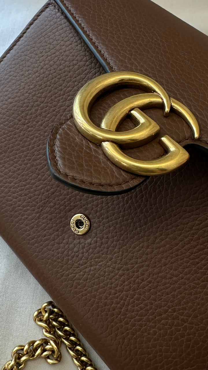 GUCCI Marmont WOC Brown