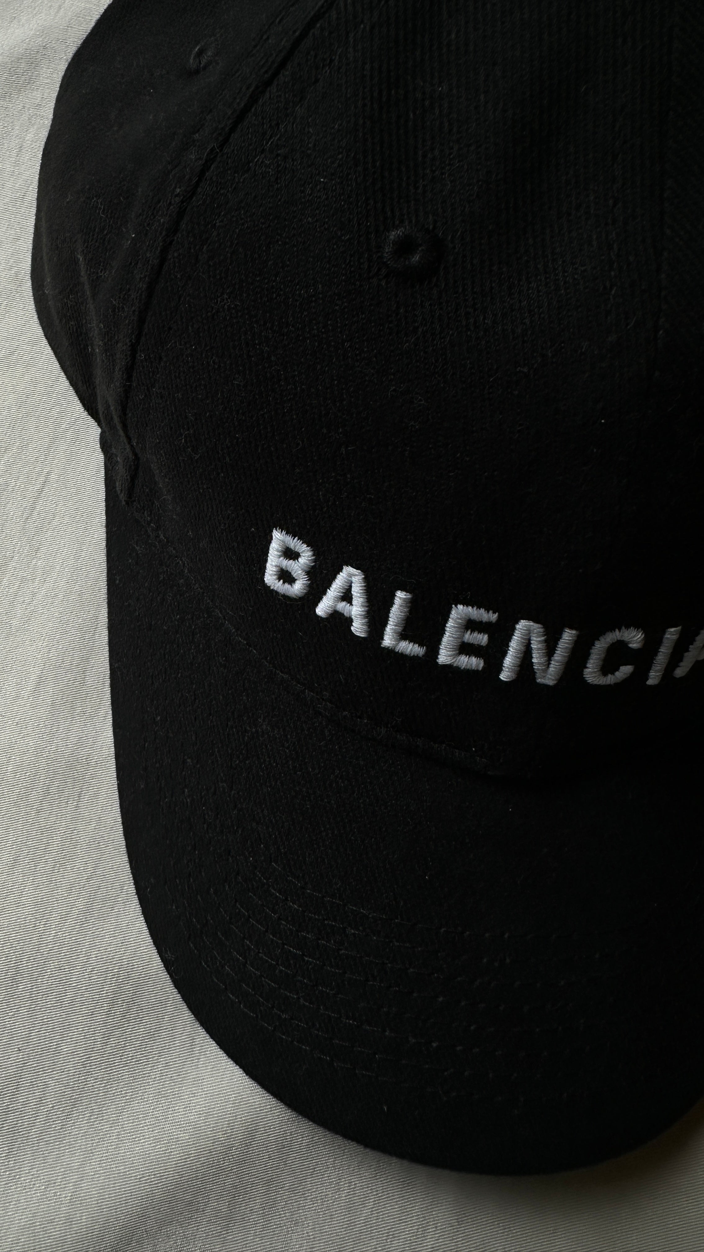BALENCIAGA Logo Cap Black – REAWAKE