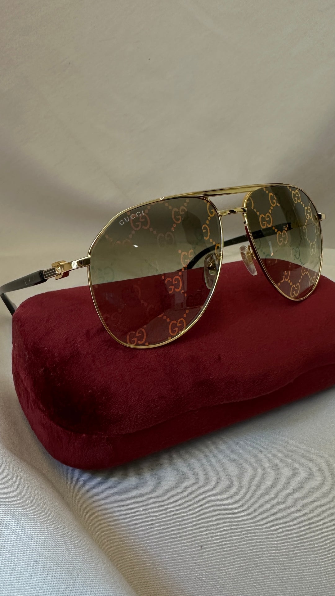 GUCCI Logo Aviator Sunglasses Gold GG1220S
