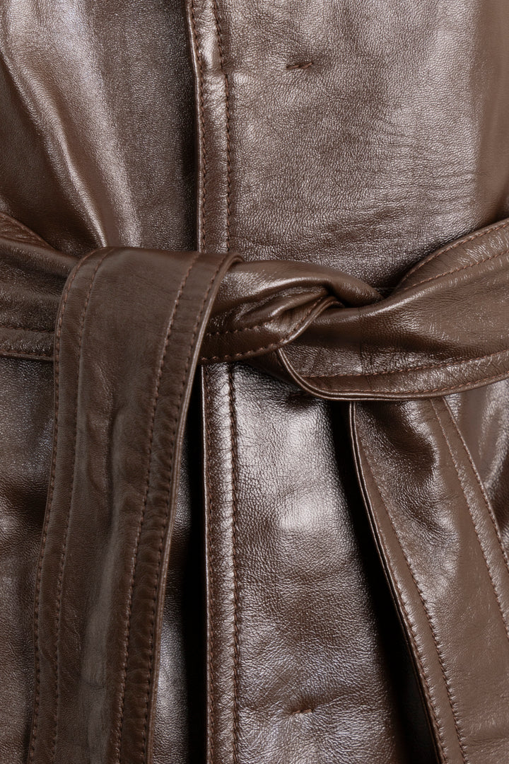 Bottega Veneta Belted Trench Coat in Leather, Brown
