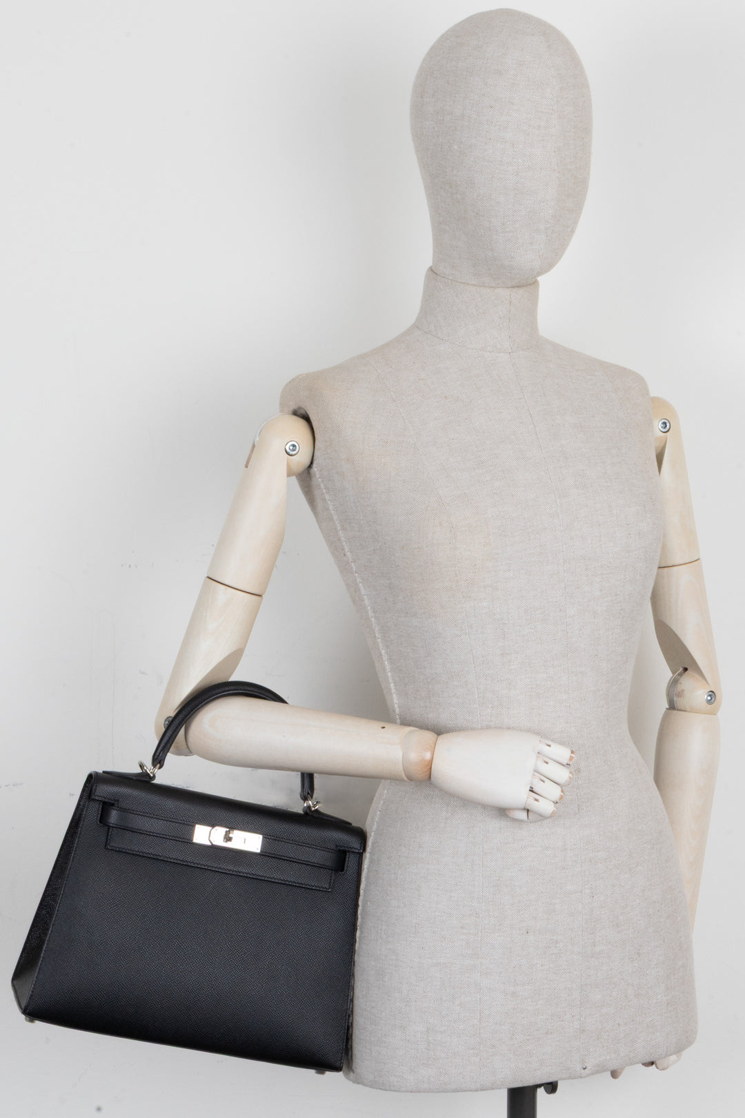 HERMÈS Kelly 28 Epsom Sellier Noir