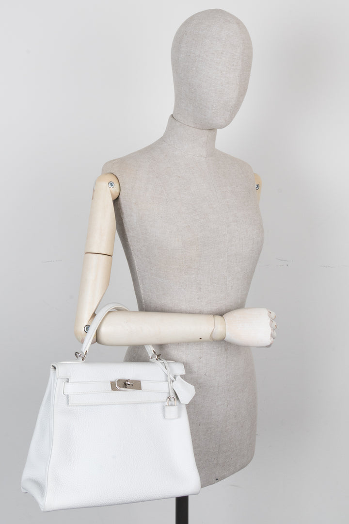 HERMÈS Kelly 28 Clemence Blanc
