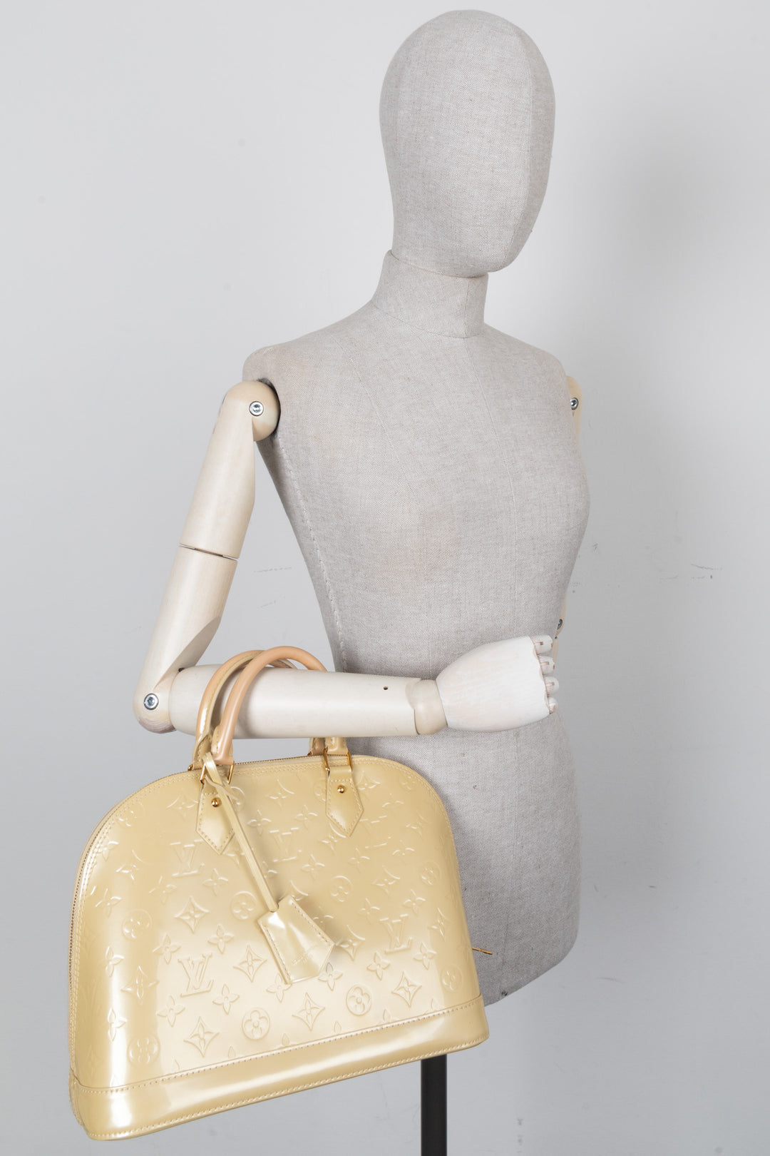 LOUIS VUITTON Alma PM Vernis Yellow