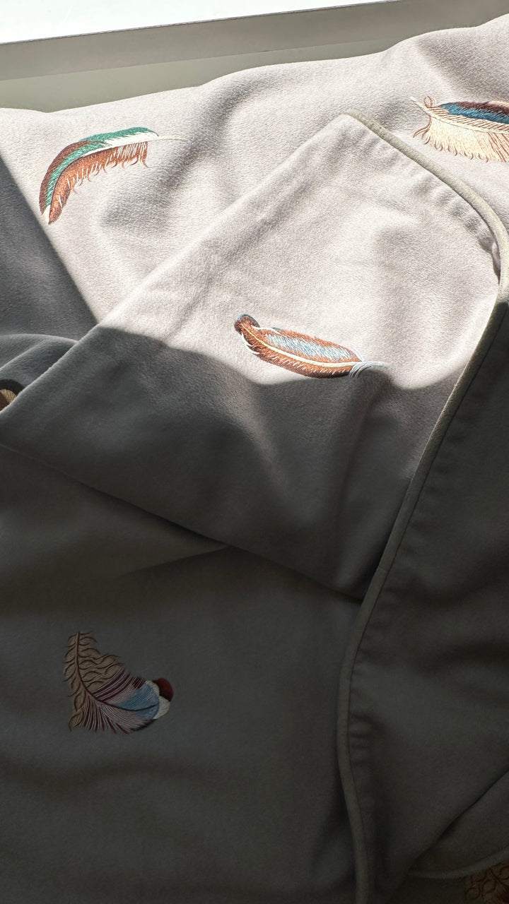 HERMÈS Blanket Feather Grey