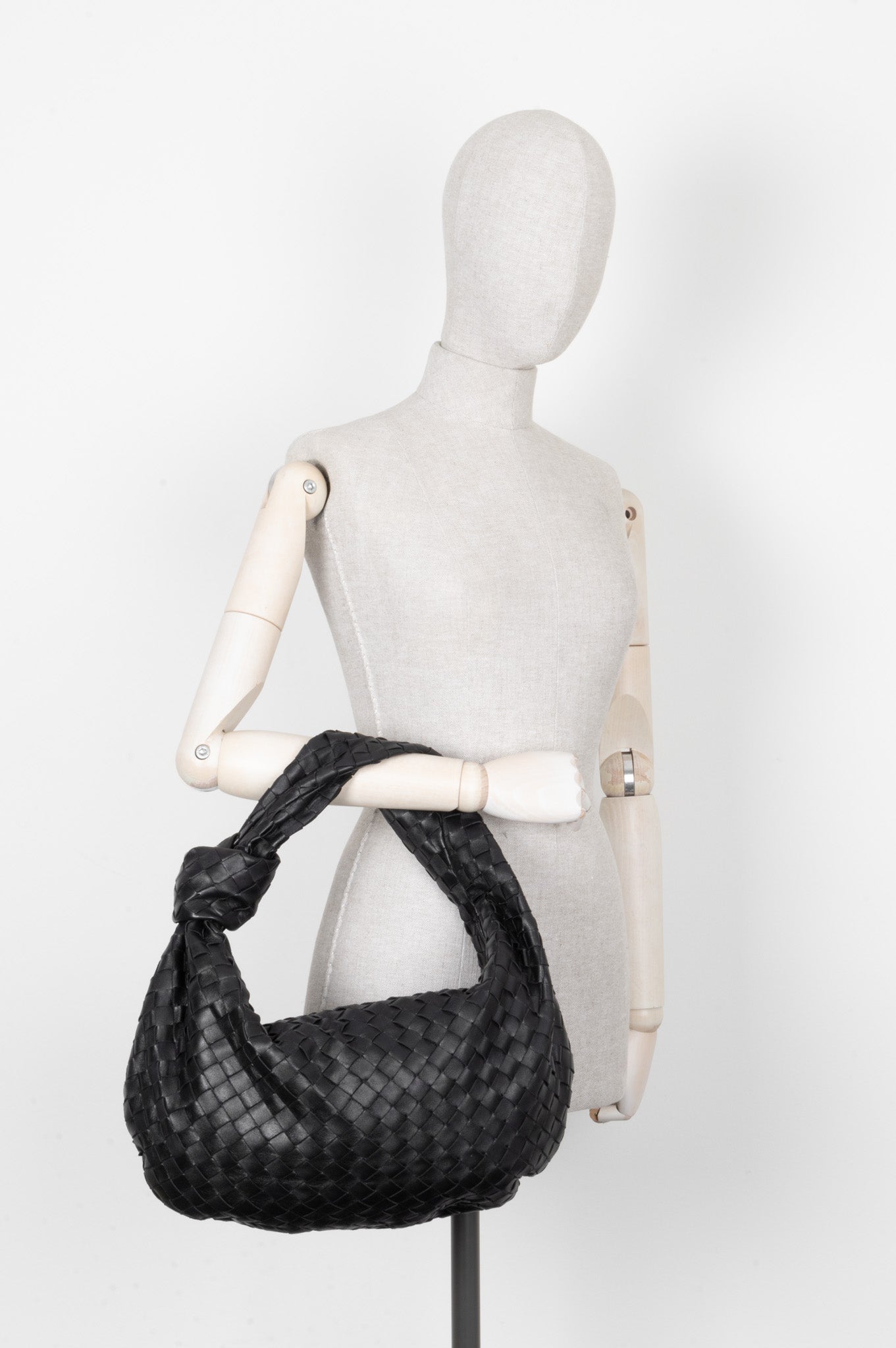 BOTTEGA VENETA Small Jodie Knot Bag Intrecciato Black – REAWAKE