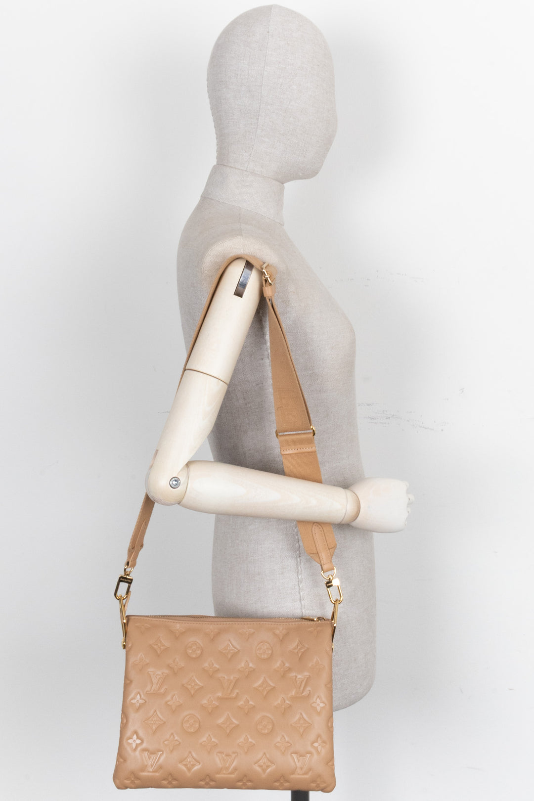 LOUIS VUITTON Coussin PM Leather Beige