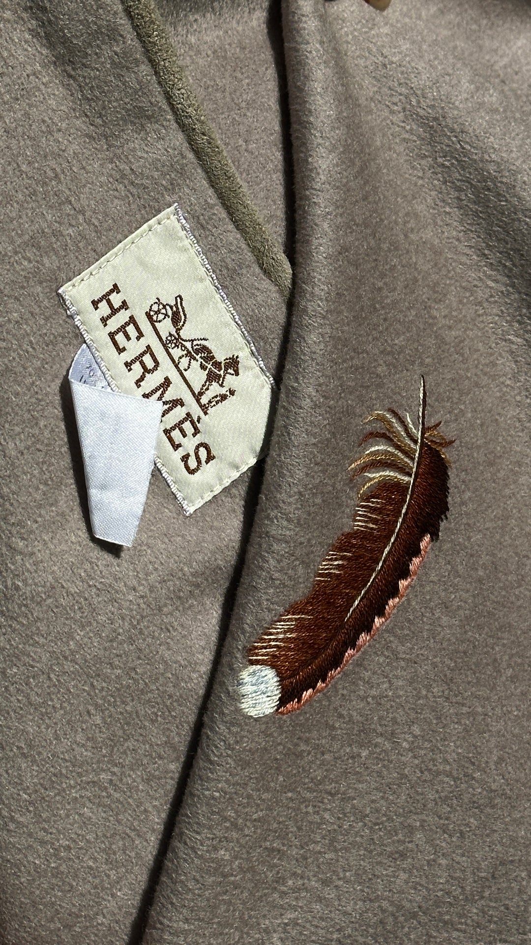 HERMÈS Blanket Feather Grey